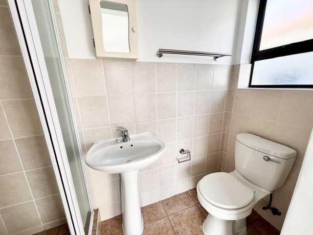 To Let 2 Bedroom Property for Rent in Vredekloof Western Cape